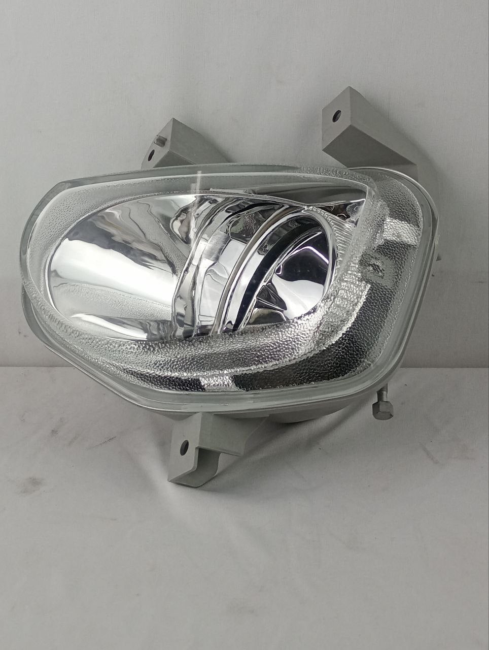 Farol de milha esq fiesta 2003 a 2007