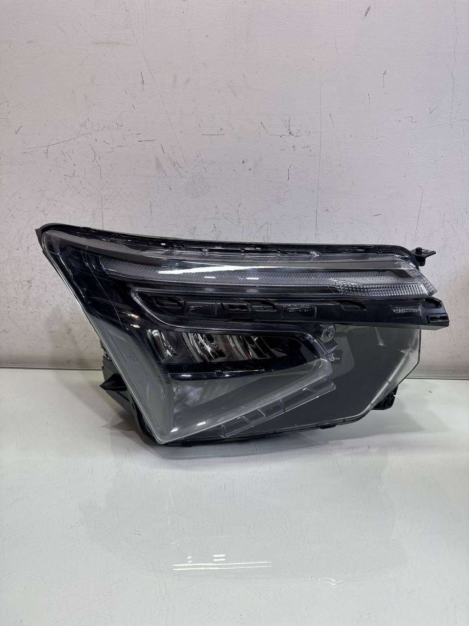 Farol Dianteiro Direito Full LED Chevrolet Spin 2024/2026 Original