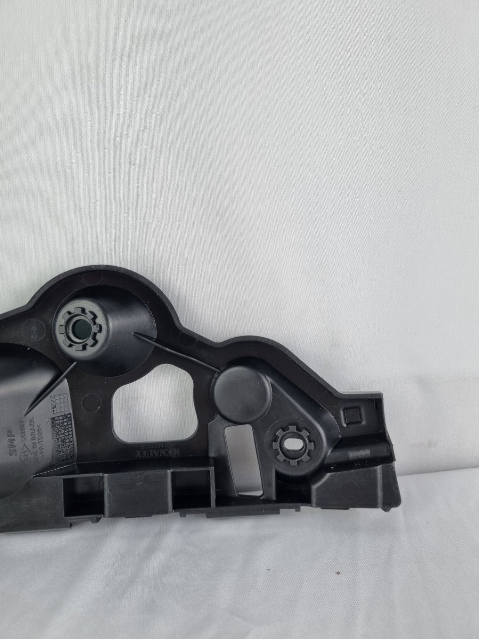 Suporte Guia Parachoque Traseiro Renault Sandero 2015/2019 Novo