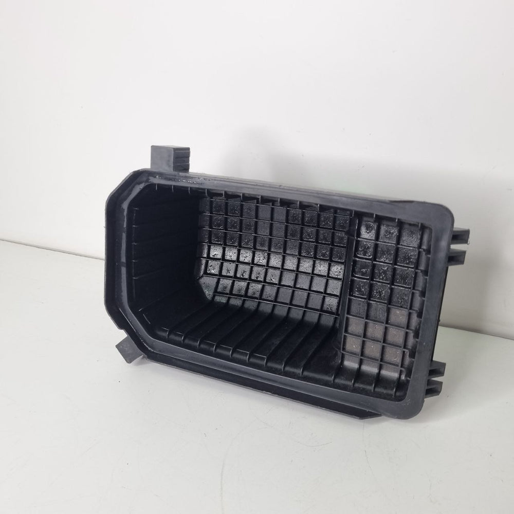 Tampa Caixa Filtro de Ar Hyundai Elantra 2011/2016 Usada