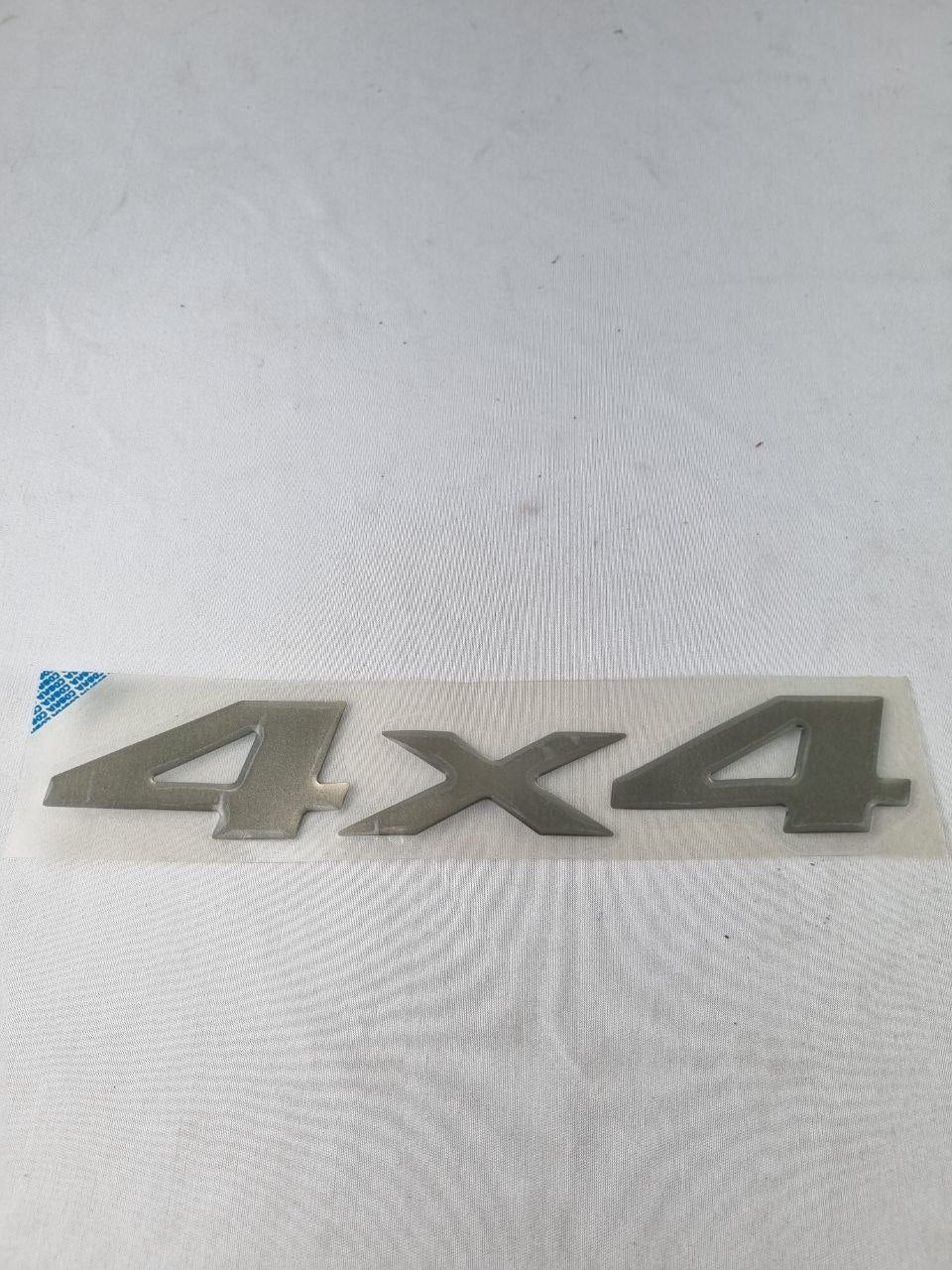 Emblema Lat 4x4 Prata Chevrolet S10 2003/2011