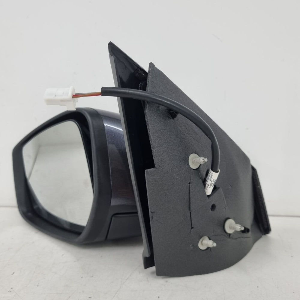 Retrovisor Externo Esq Nissan Versa 2016/2017