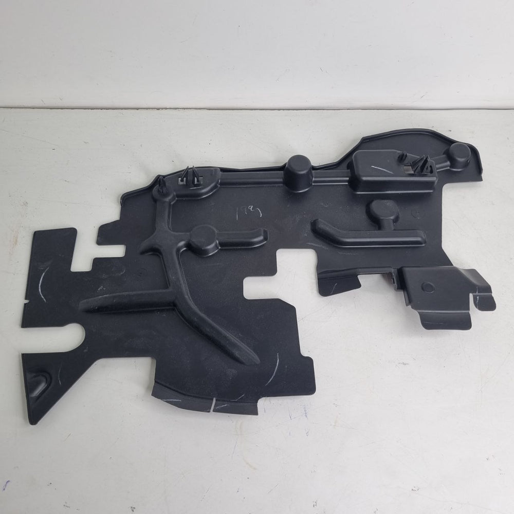 Defletor de Ar do Radiador Dir Peugeot 208 2015/2018