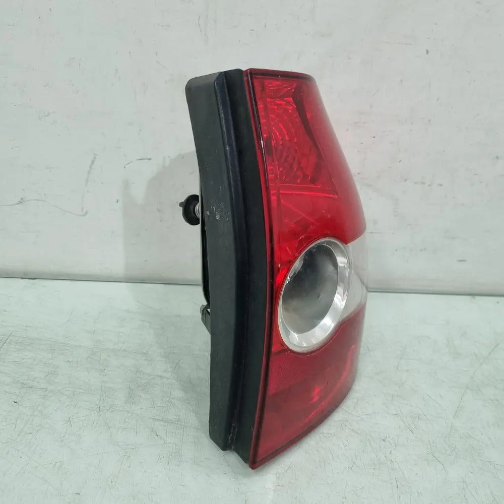 Lanterna Direita Volkswagen Fox 2004/2010 Recon