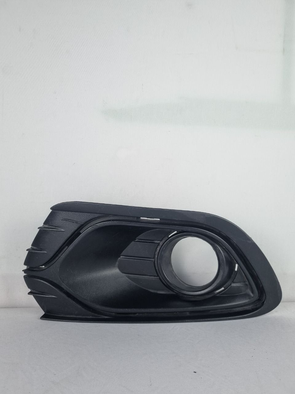 Moldura Farol Milha Diant Esq Renault Logan 2015/2018