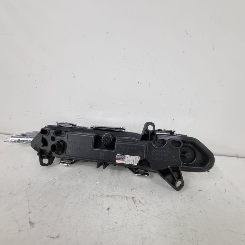 Farol Milha LED Diant Dir Mercedes-Benz Classe C 2009/2012