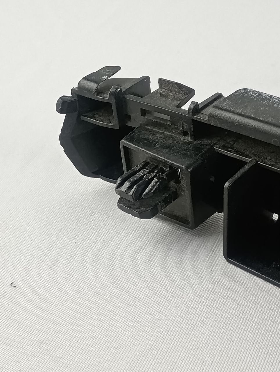 Suporte Guia Para-Choque Dianteiro Honda HR-V 2015/2021 Novo