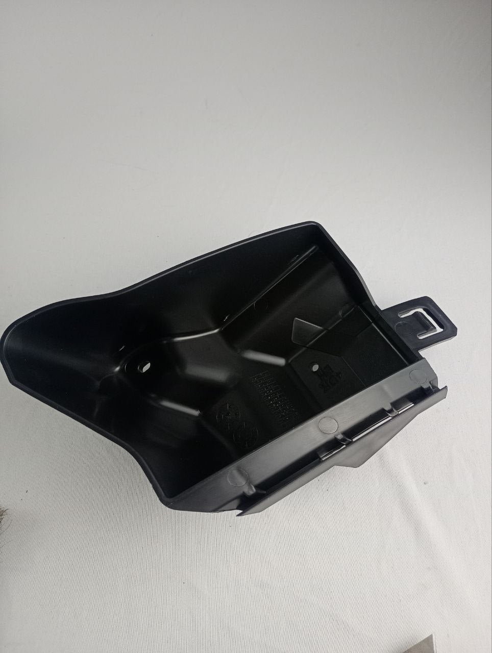 Suporte Para-Choque Traseiro Esquerdo Ford Focus 2014/2019 Novo