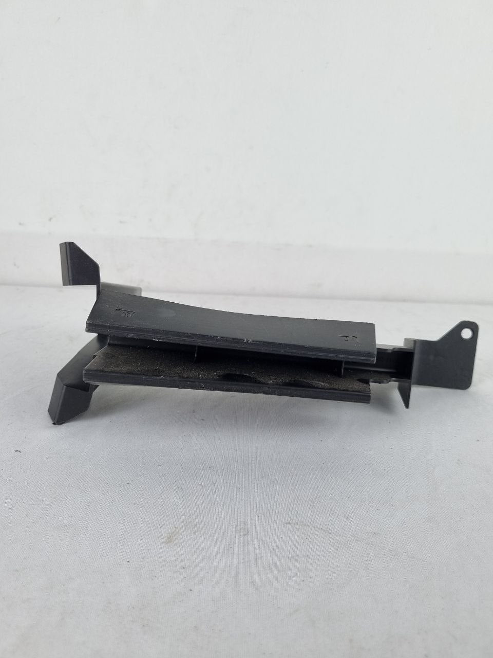 Defletor Ar Para-choque Diant Esq Renault Sandero Logan 2007/2014