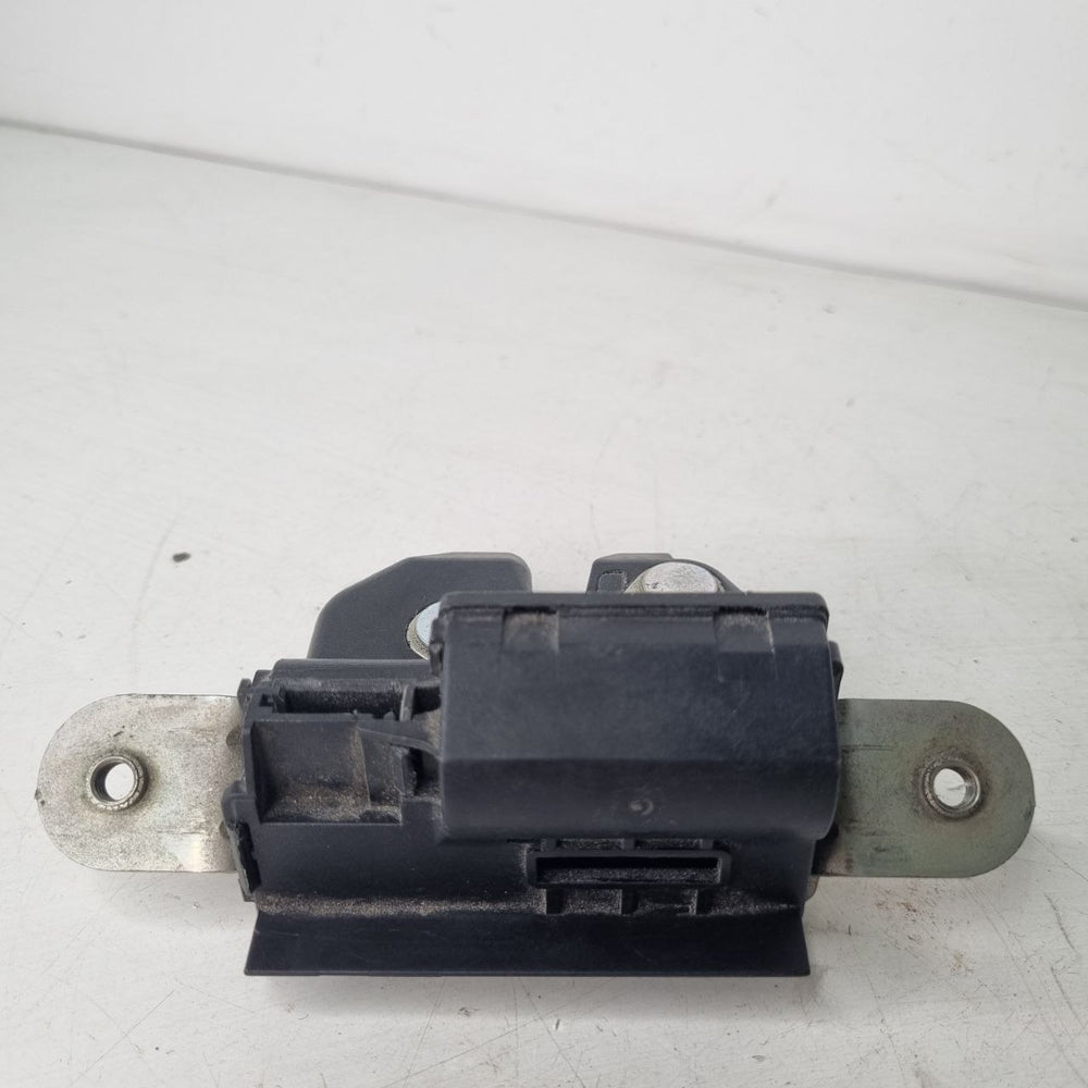 Fechadura Tampa Traseira Elétrica Fiat Idea 2011/2016