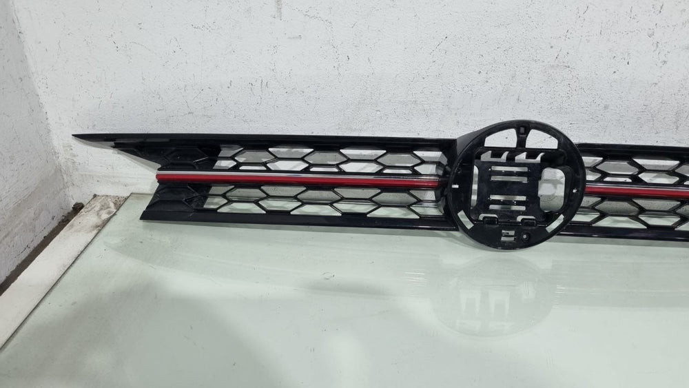 Grade Diant Volkswagen Polo GTS 2023/2024