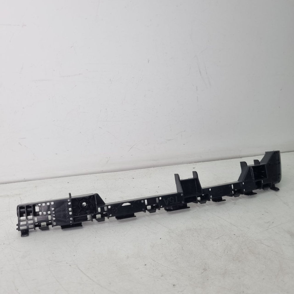 Suporte Guia Para-choque Tras Dir Honda Fit / WR-V 2015/2021
