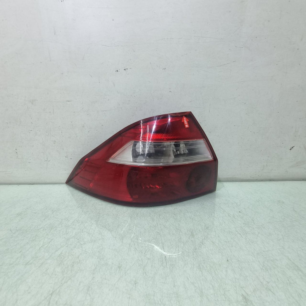 Lanterna Tras Esq Chevrolet Prisma 2006/2012