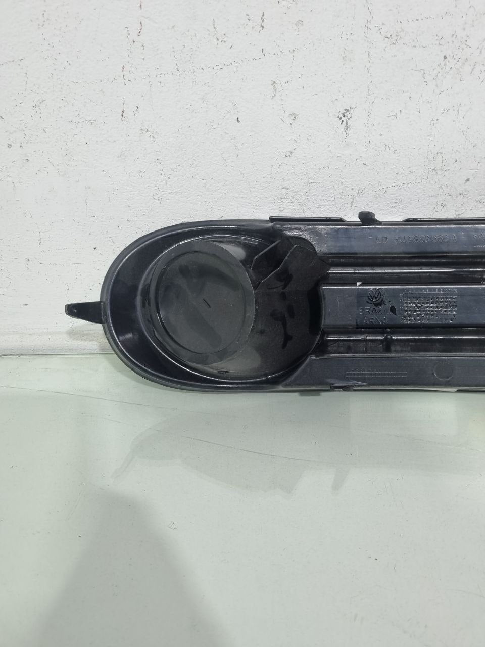 Moldura Farol de Milha Direita VW Gol GV 2009/2012 Usado