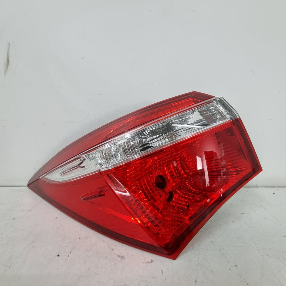 Lanterna Tras Esq Toyota Corolla 2015/2017