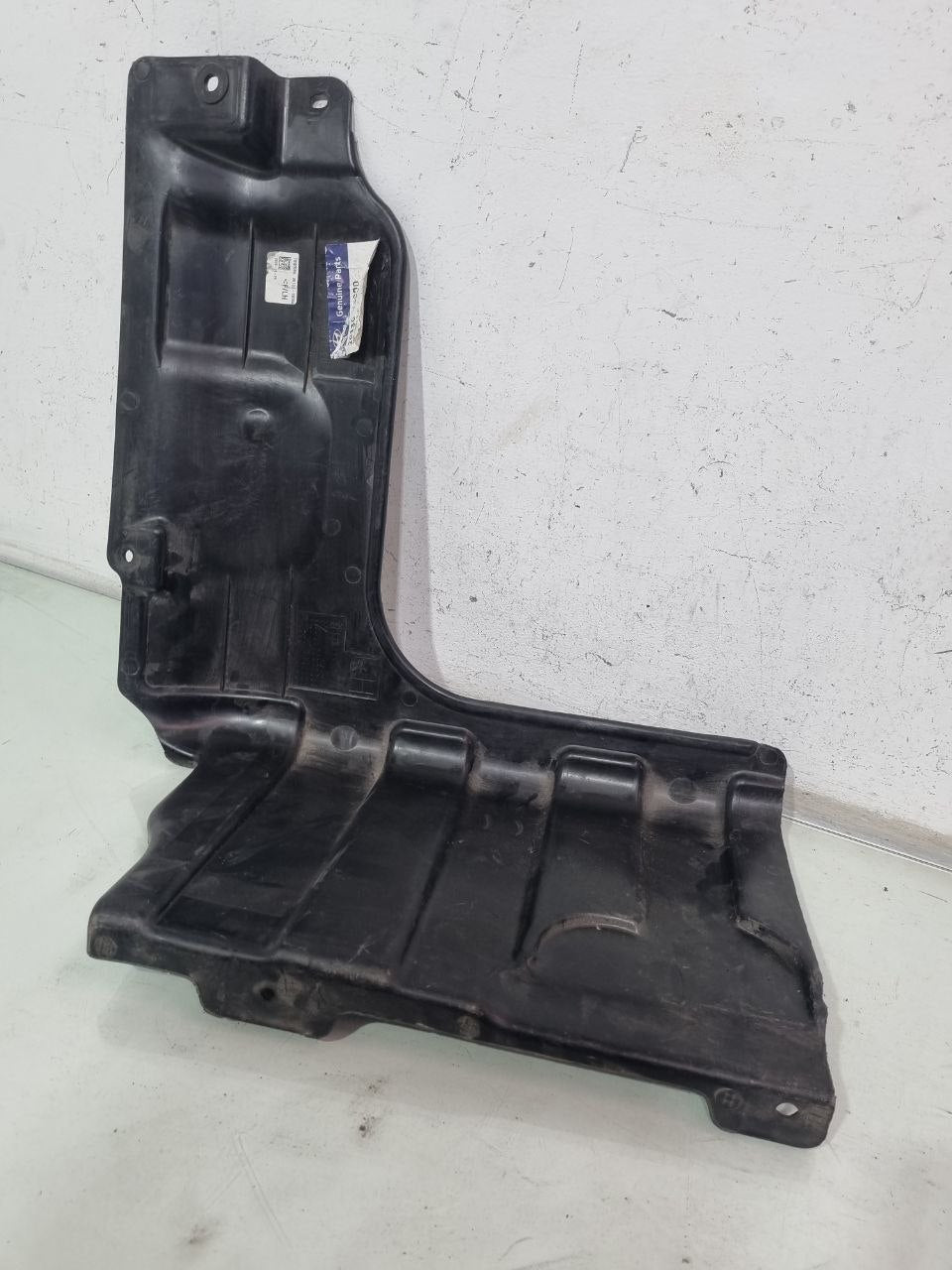 Defletor Inferior Esquerdo Hyundai HB20 2012/2019 Usado