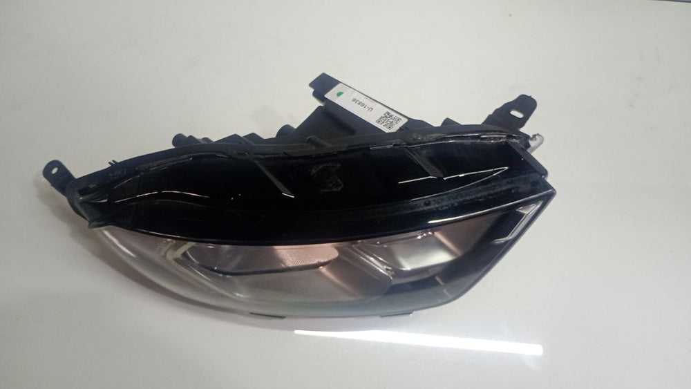 Farol lado direito Eco sport 2016 a 2021