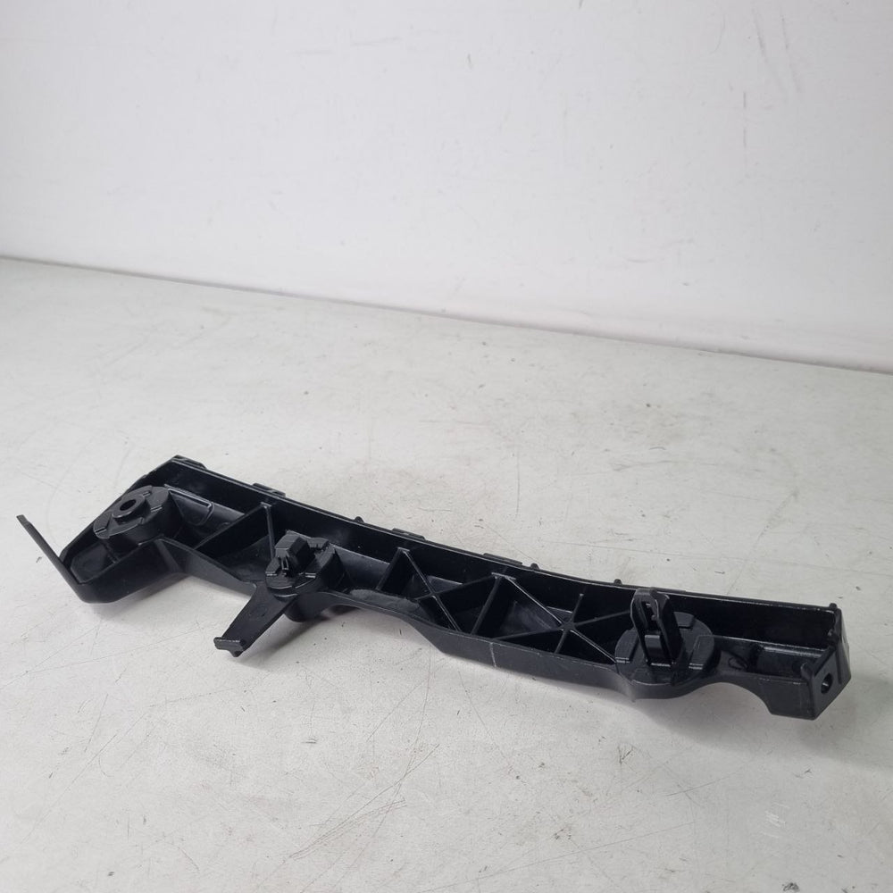 Suporte Para-choque Diant Dir Toyota Hilux 2012/2015