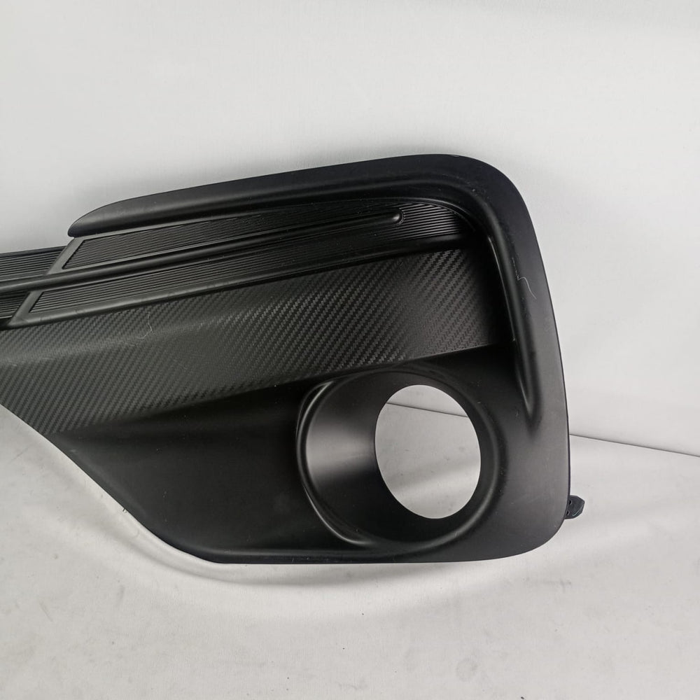 Moldura Farol Milha Esq Toyota Etios 2017/2021
