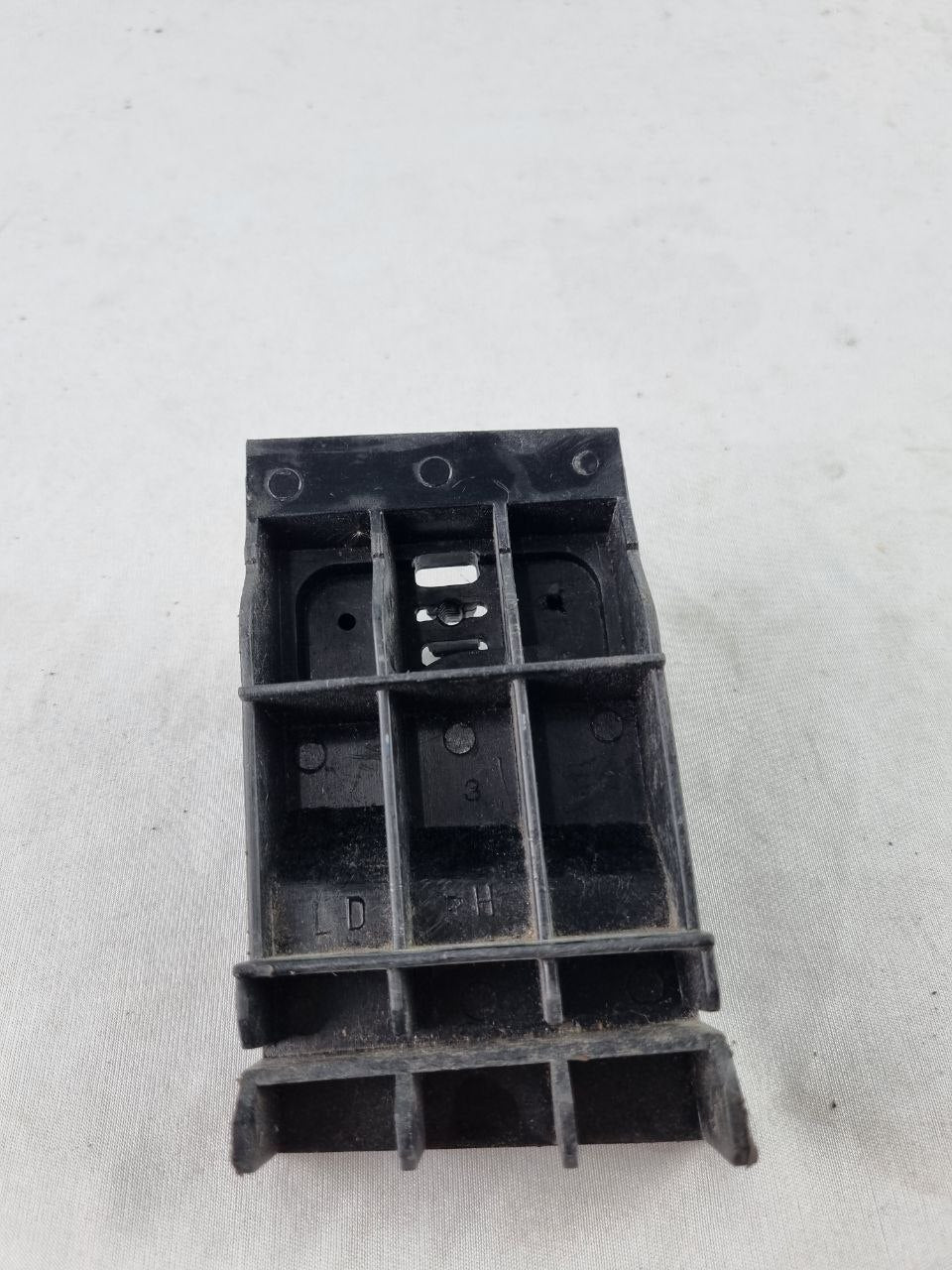 Retentor Deslizante Para-choque Diant Dir GM Corsa 2000/2012