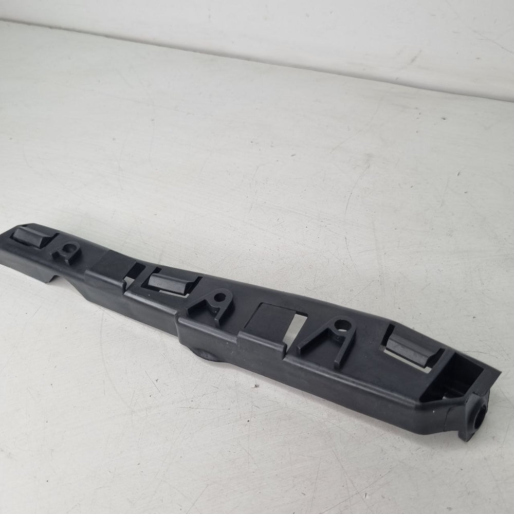 Guia Parachoque Diant Esq Renault Sandero 2008/2014