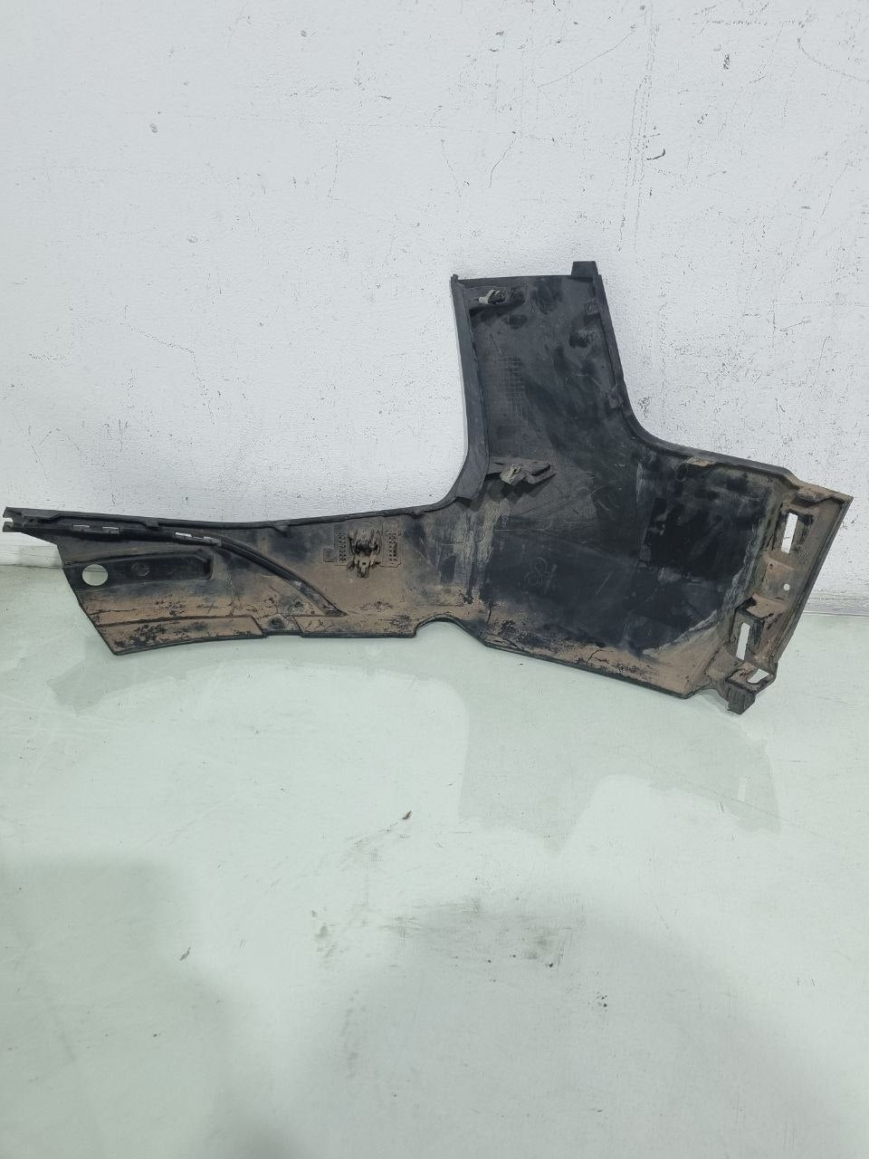 Aplique Parachoque Dianteiro Direito Peugeot 3008 2016/2020 Usado