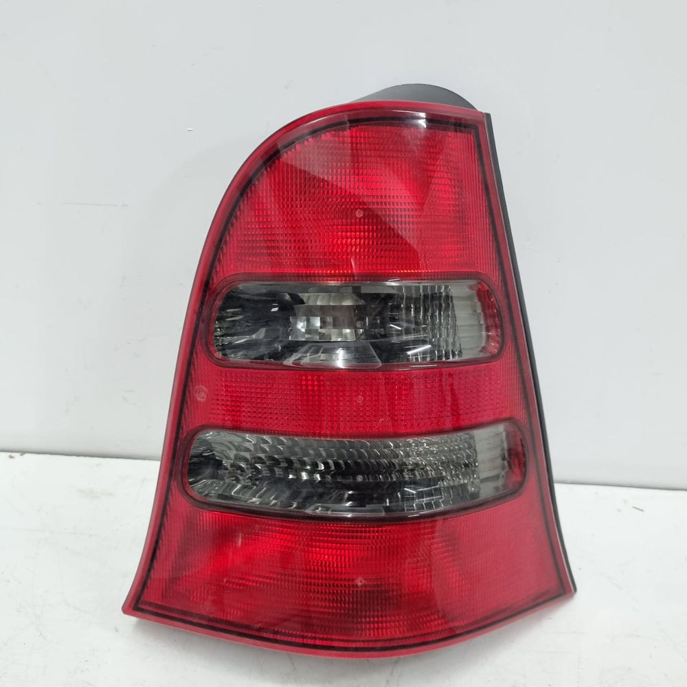 Lanterna Tras Dir Mercedes-Benz Classe A 2003/2007