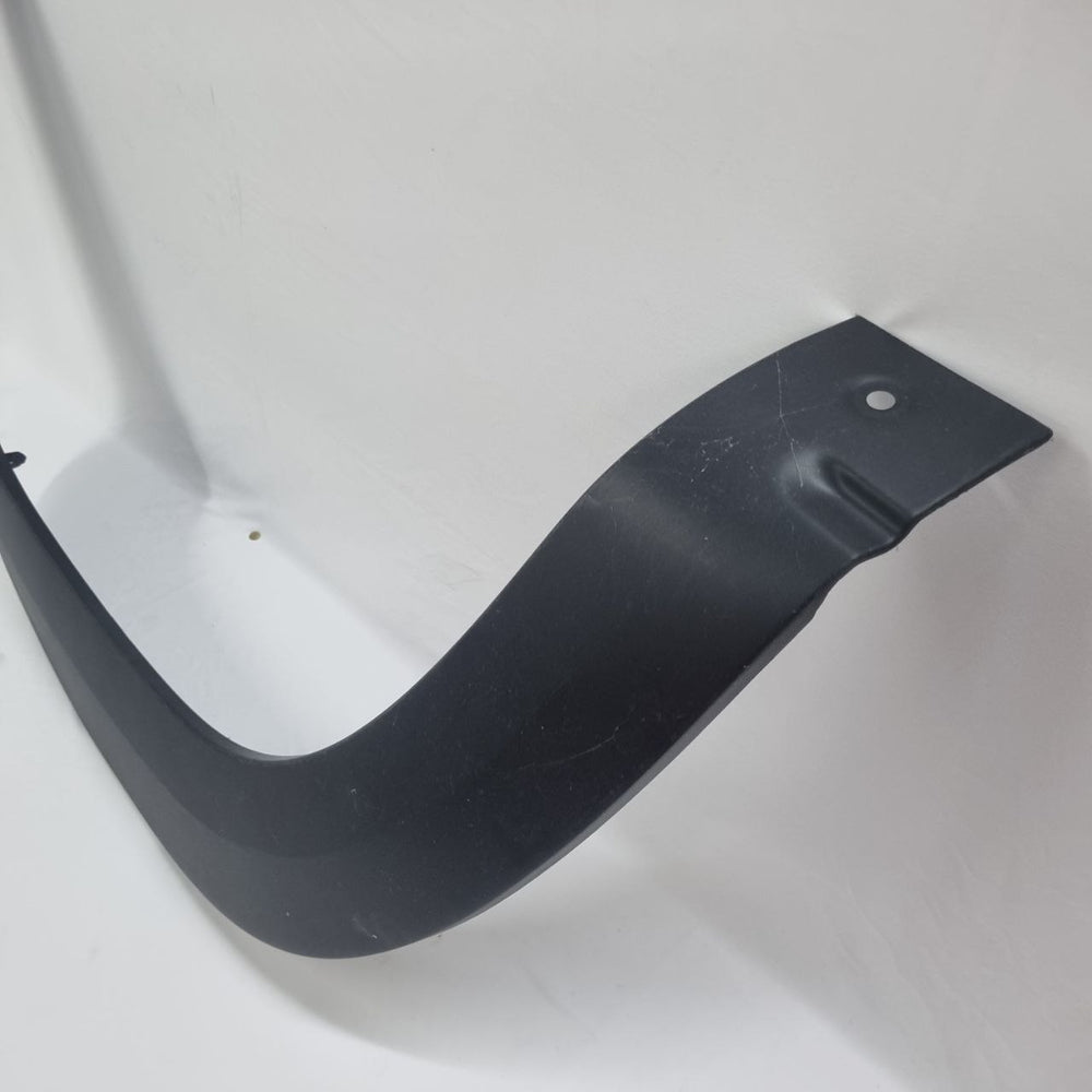 Moldura Traseira capo esquerdo Kwid 17/25