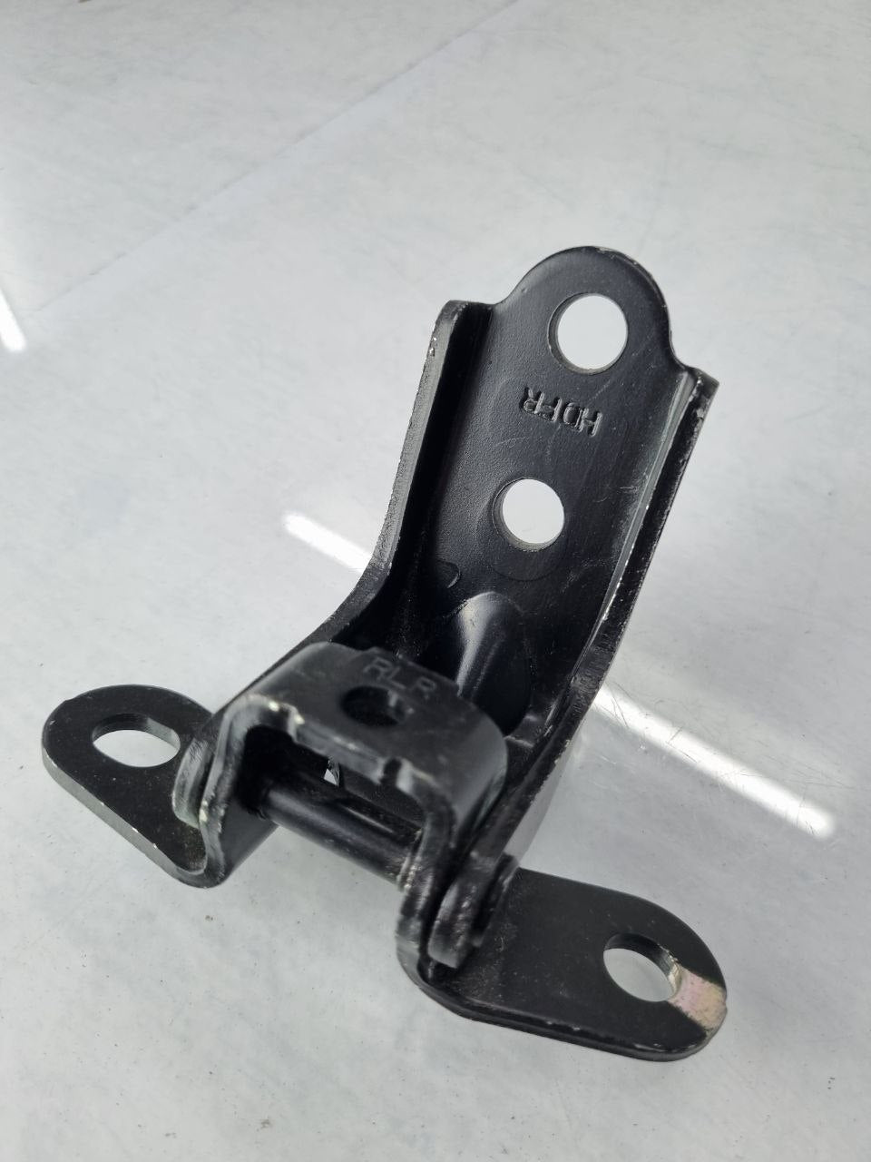Dobradiça Porta Dianteira Direita Toyota/Hyundai Múltiplos Modelos Nova