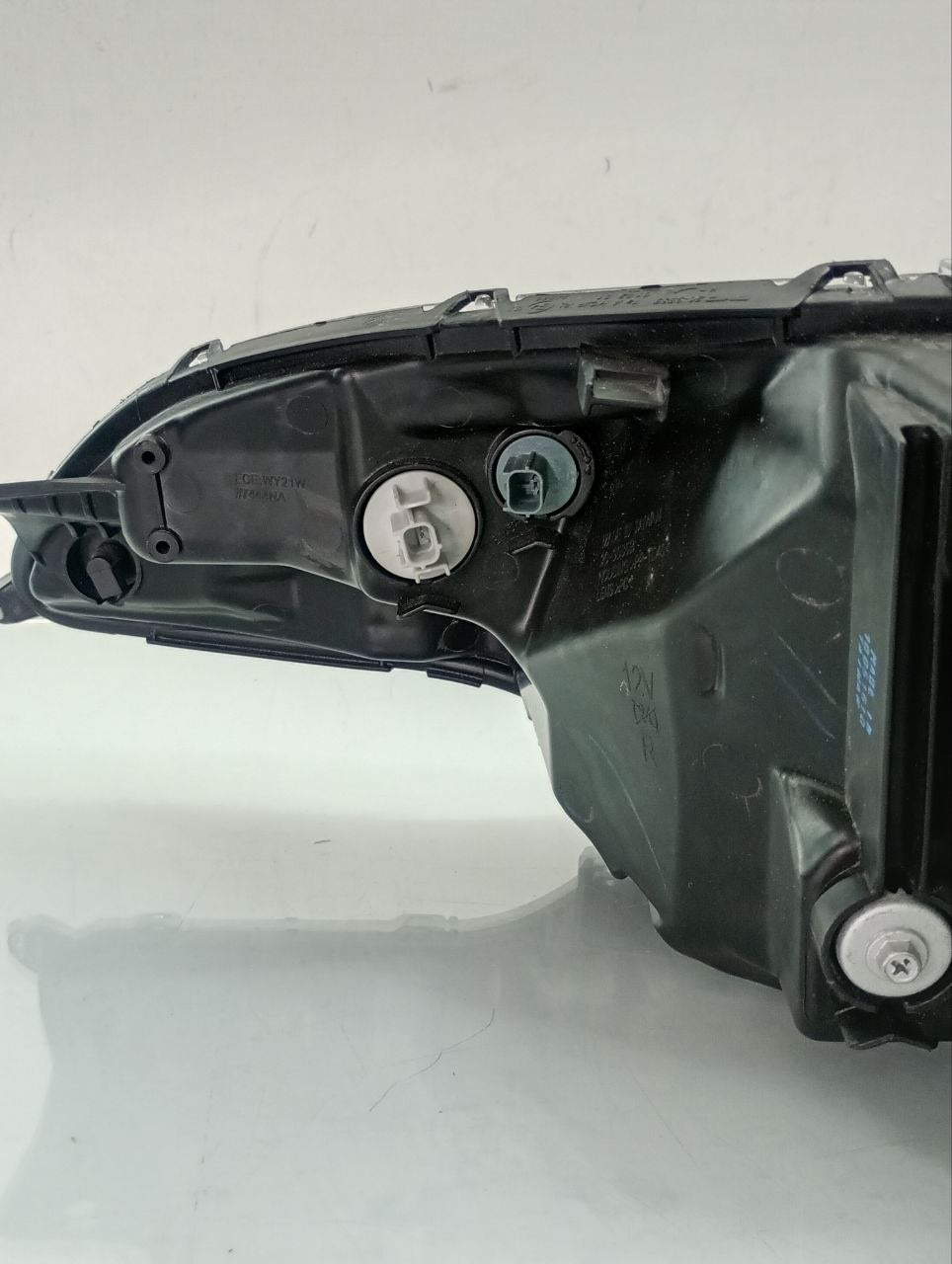 Farol direito fit 2015/
Fit TYC