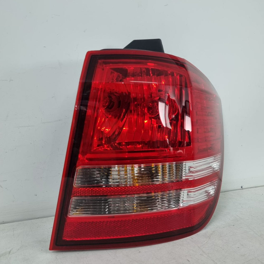 Lanterna Tras Dir Dodge Journey 2009/2011
