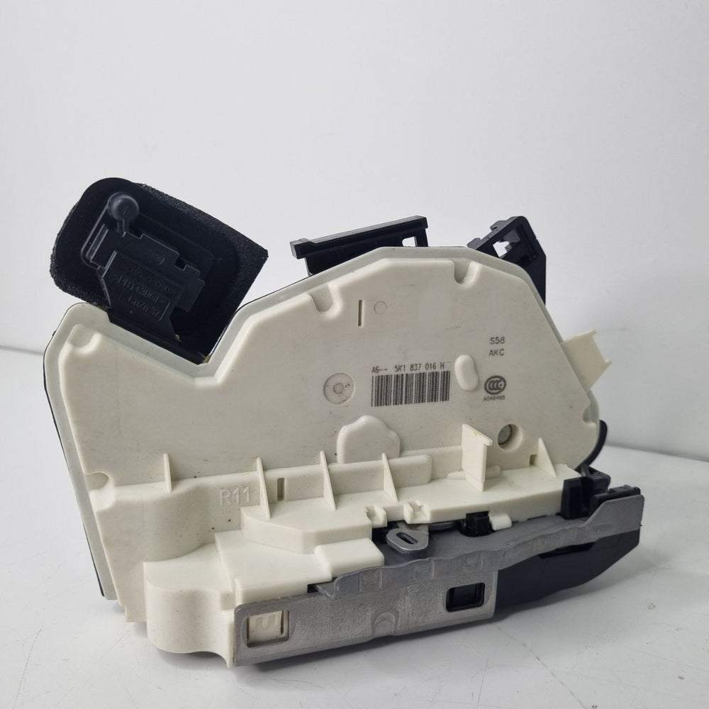 Fechadura Porta Dianteira Direita VW Jetta Golf 2013/2020 Nova