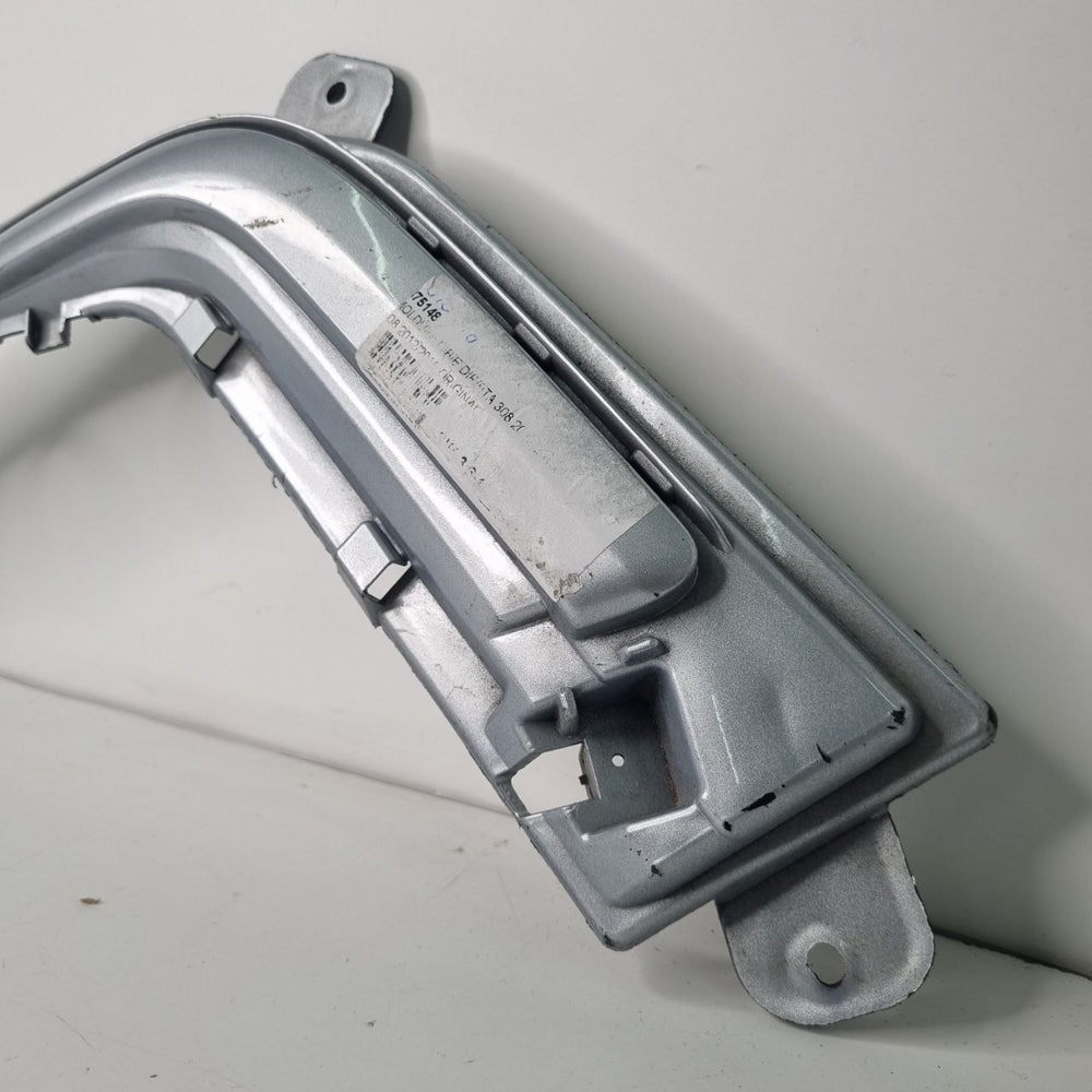 Moldura Farol Dianteiro Direito Peugeot 308 2007/2015 Nova