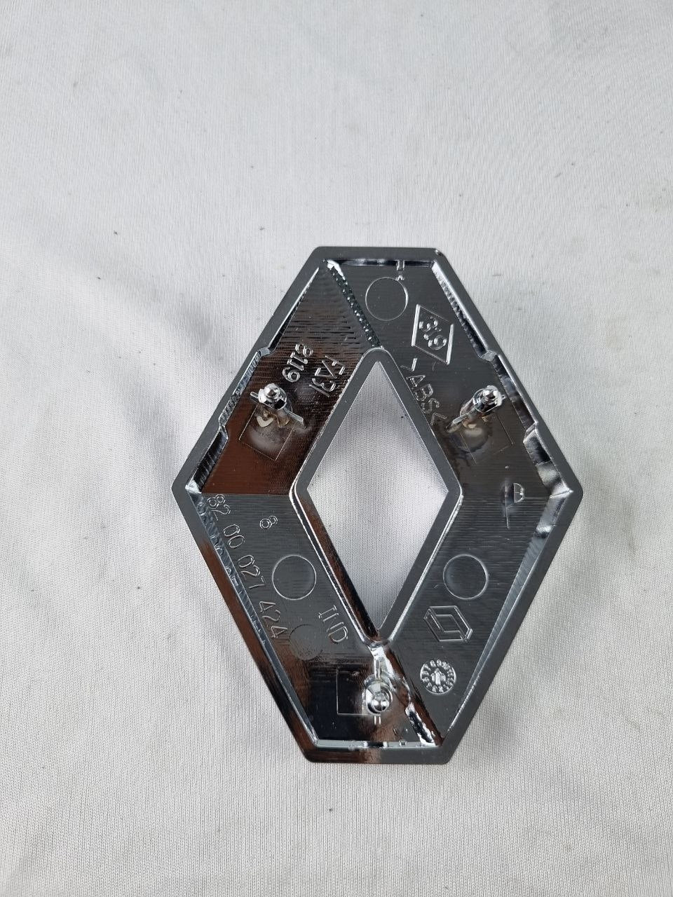 Emblema Grade Diant Renault Clio/Kangoo/Megane/Scenic/Laguna 1999/2016