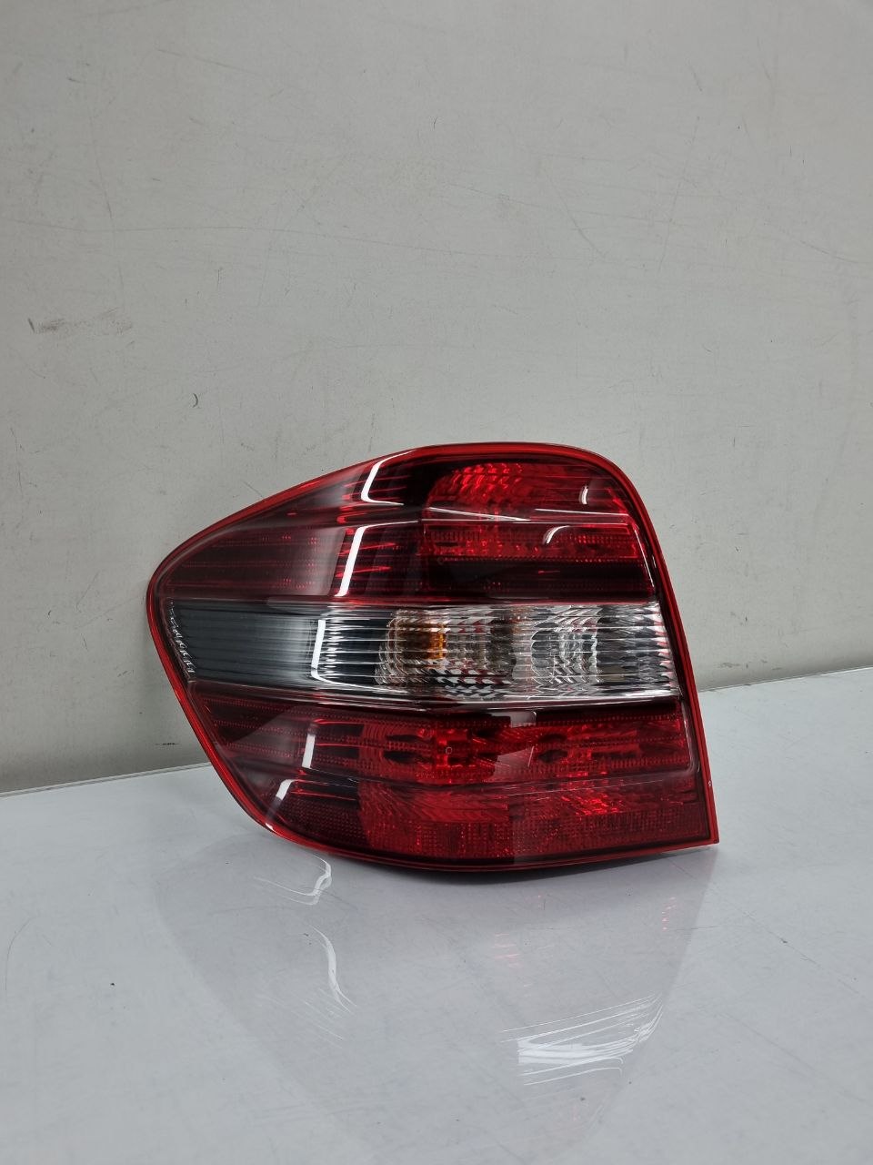 Lanterna Esquerda Classe M 2010/ Classe M ML 350 ML 550