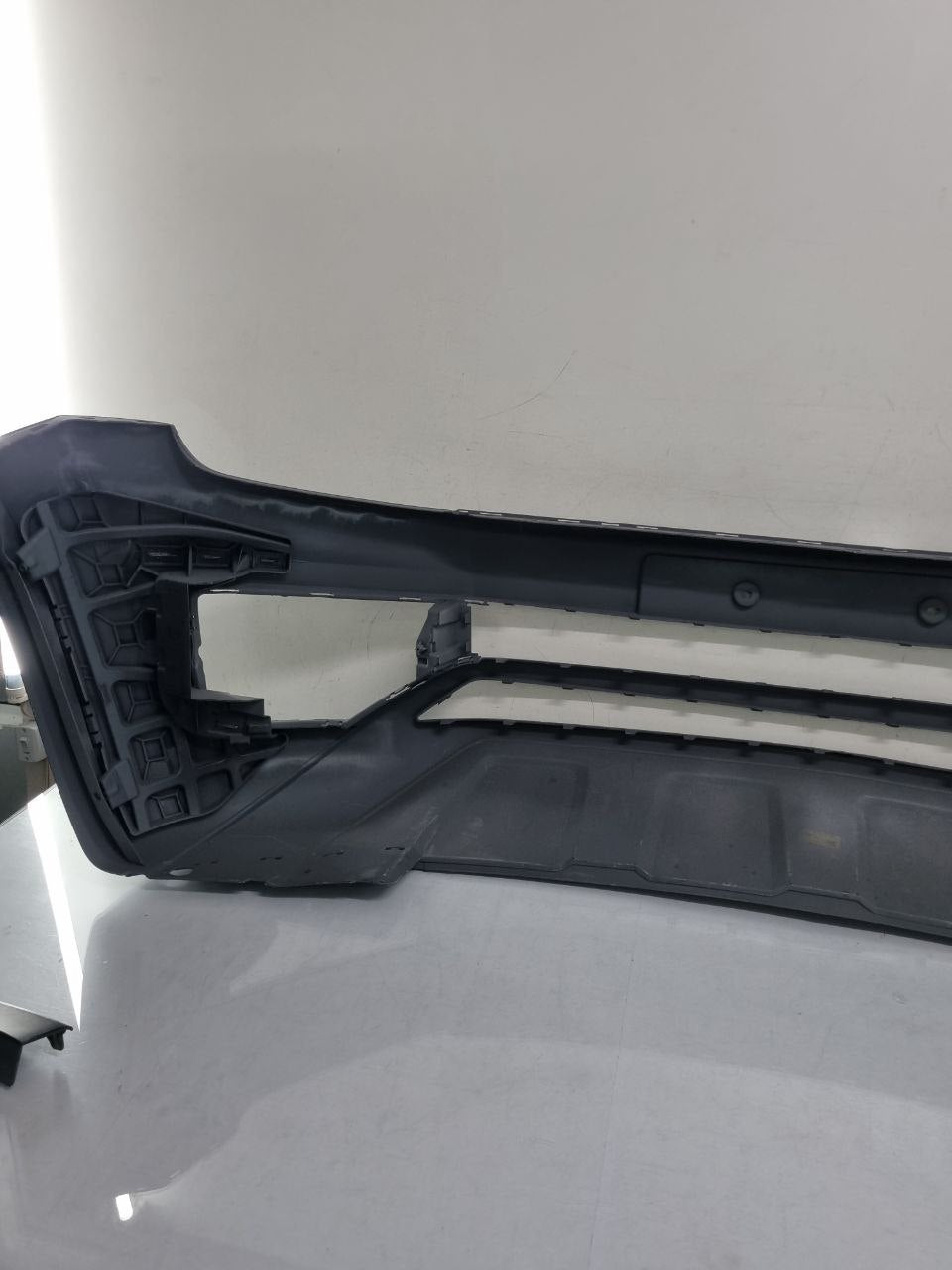 Para-choque Dianteiro VW Amarok 2017/2023 Novo