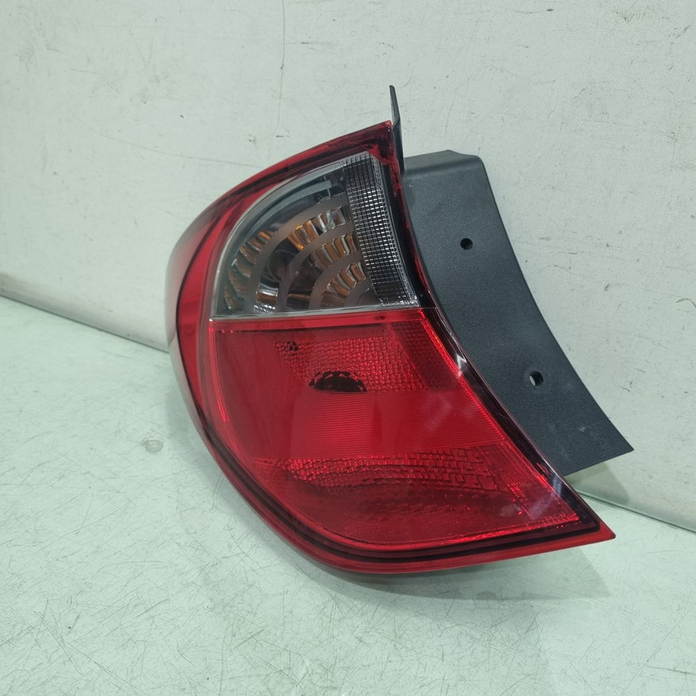Lanterna Tras Esq Hyundai HB20 Hatch 2020/2022