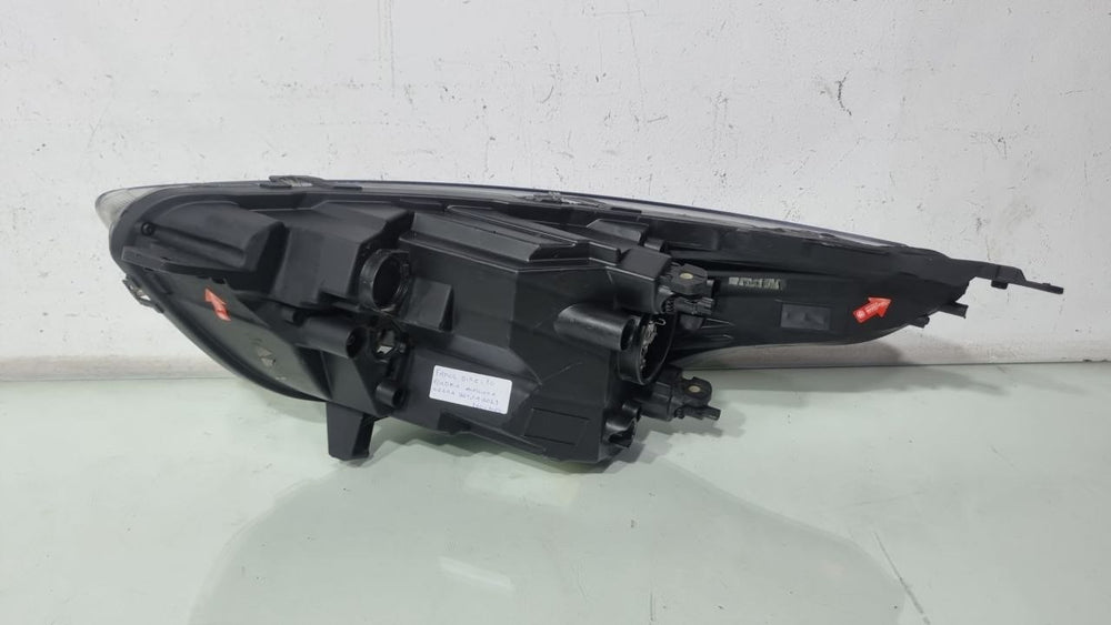 Farol Diant Dir Ford Ka Mascara Negra 2019/2023