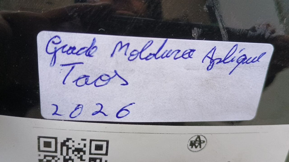 Grade Moldura Apliquê Dianteira Volkswagen Taos 2026 Usado
