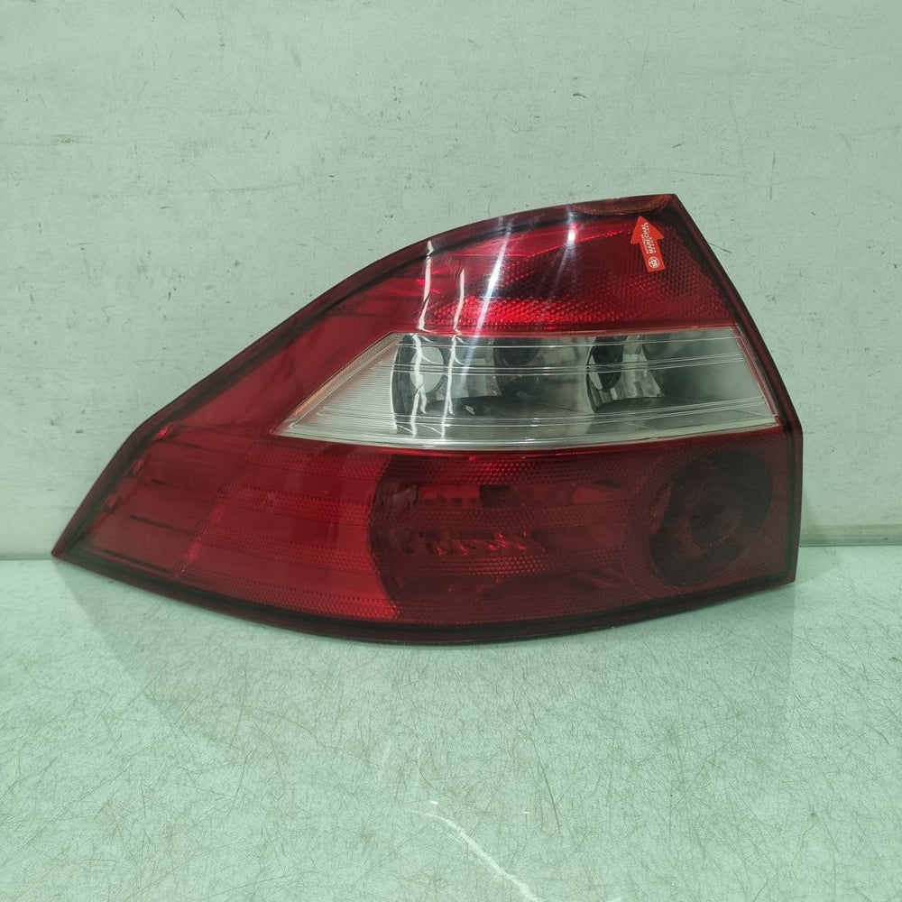 Lanterna Tras Esq Chevrolet Prisma 2006/2012