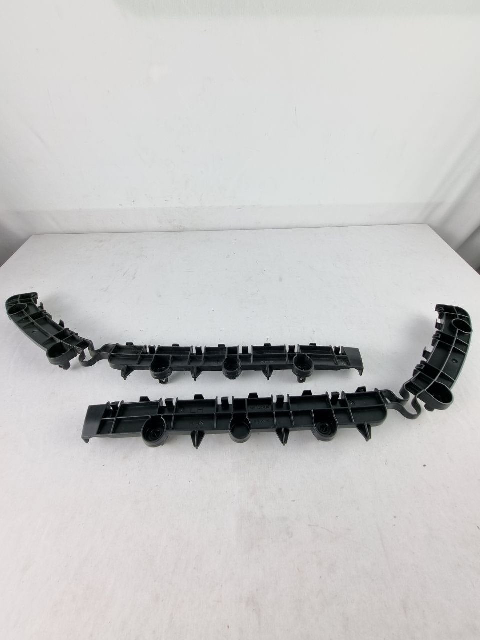 Suporte Para-choque Tras Mitsubishi Outlander 2013/2021