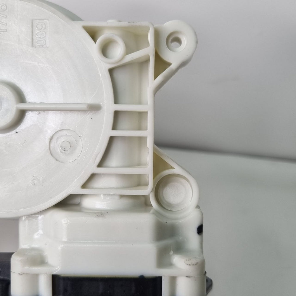 Motor Vidro Elétrico Porta Dianteira VW Fox 2015/2021 Novo