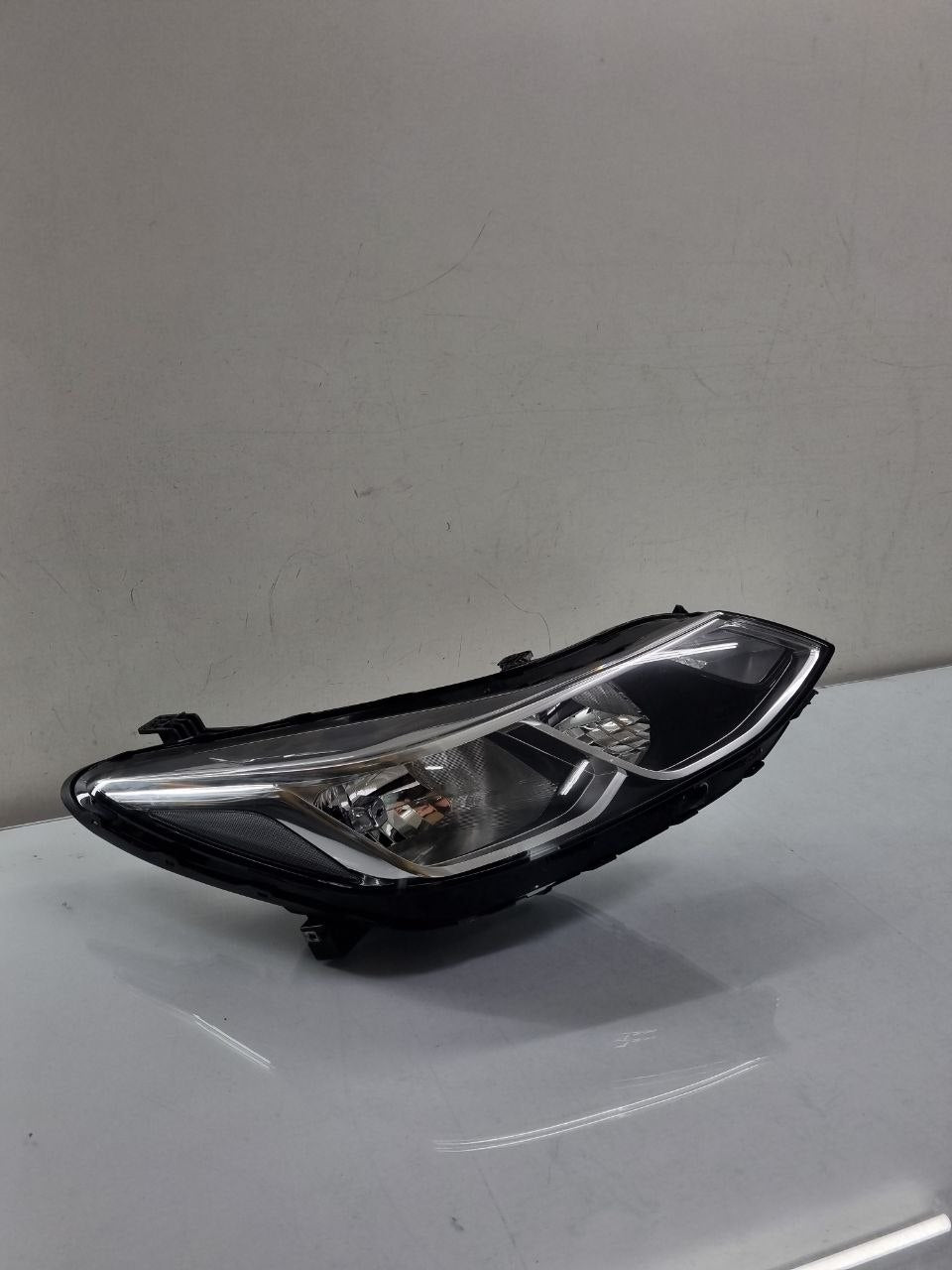 Farol Diant Dir Chevrolet Cruze 2018/2021