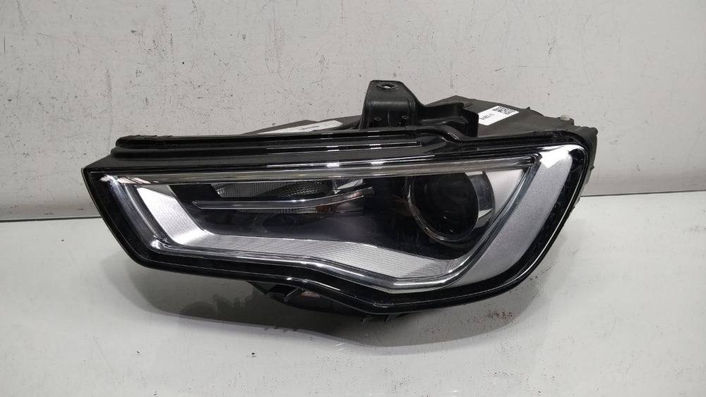 Farol lado esquerdo sem os reator Audi A3 2013 a 2017