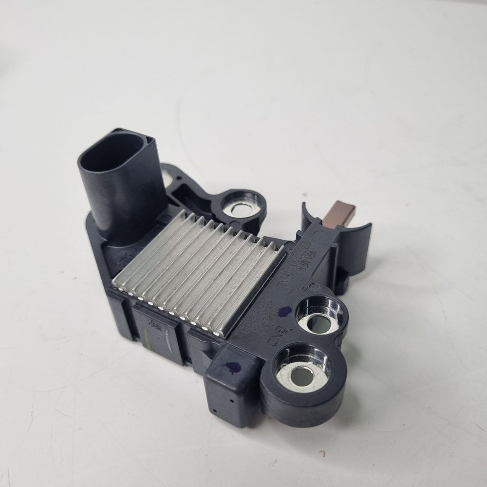 Regulador de Tensão Alternador VW Gol Fox 2009/2015 Novo