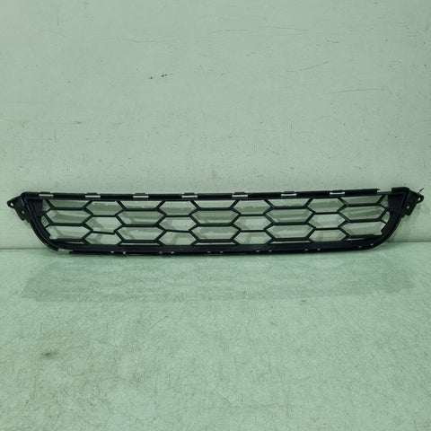 Grade Inferior Toyota Yaris 2018/2023 Usada