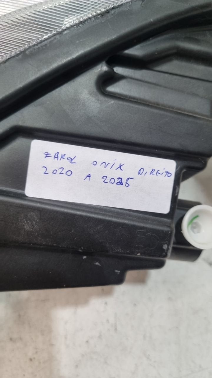 Farol Diant Dir Chevrolet Onix 2020/2025