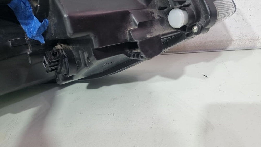 Farol Diant Esq VW Polo Track 2024 Usado