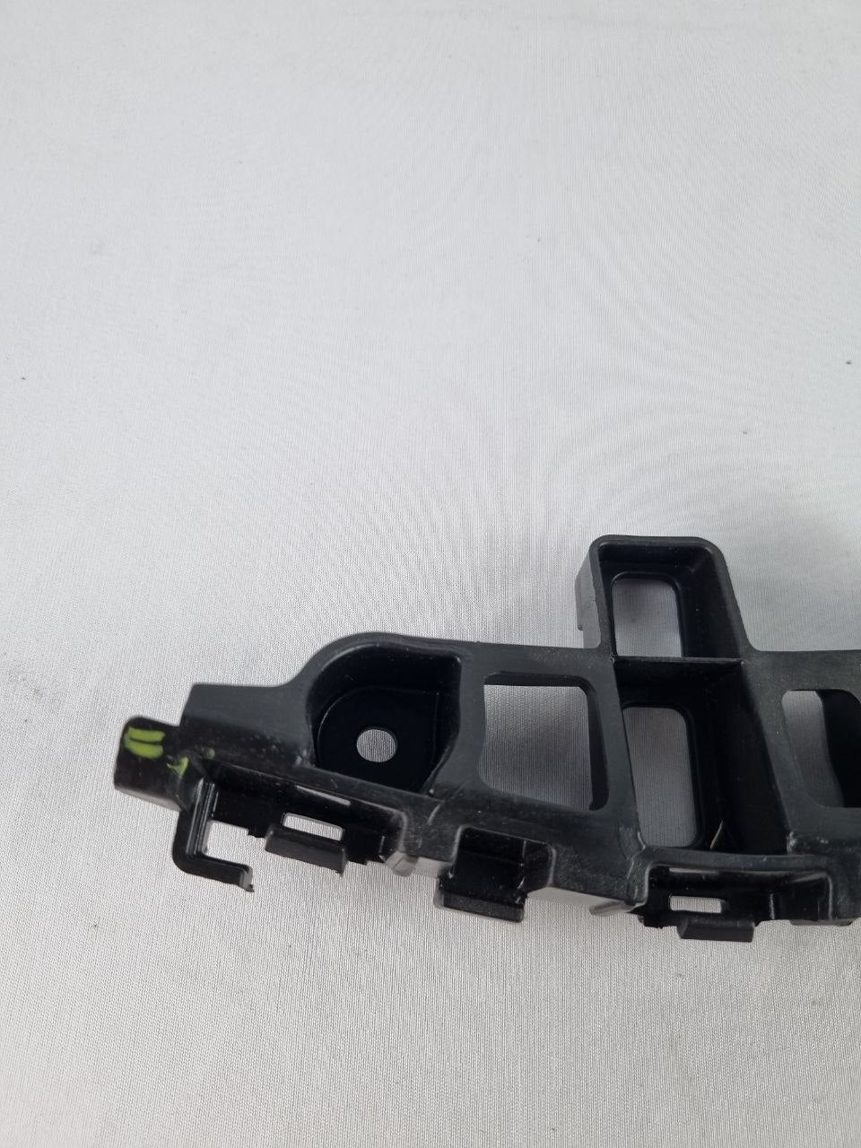 Guia Suporte Para-Choque Diant Dir Volkswagen Fox SpaceFox 2015/2022