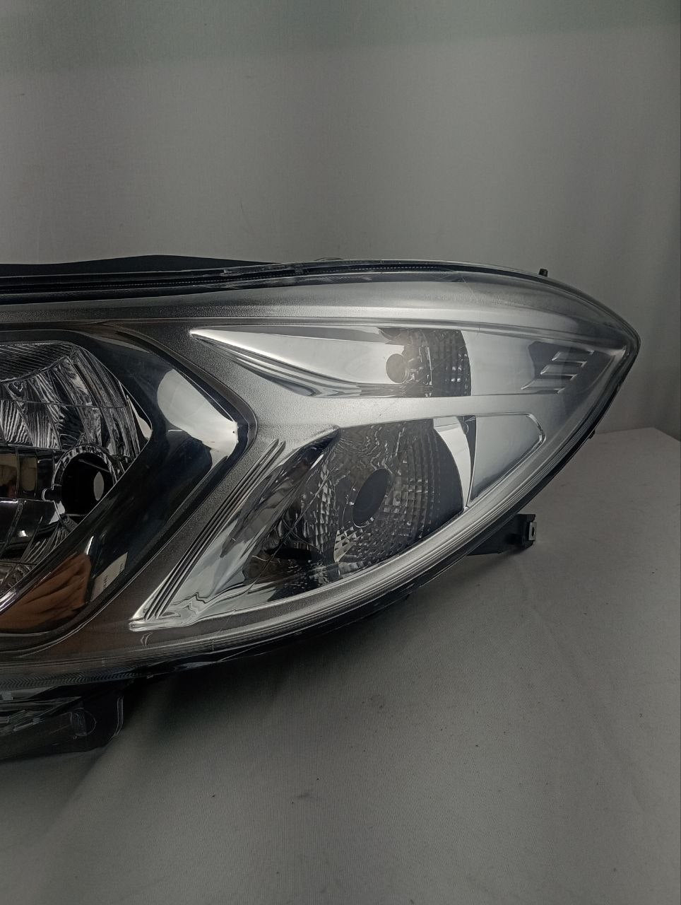 Farol Diant Esq Chevrolet Onix 2013/2019